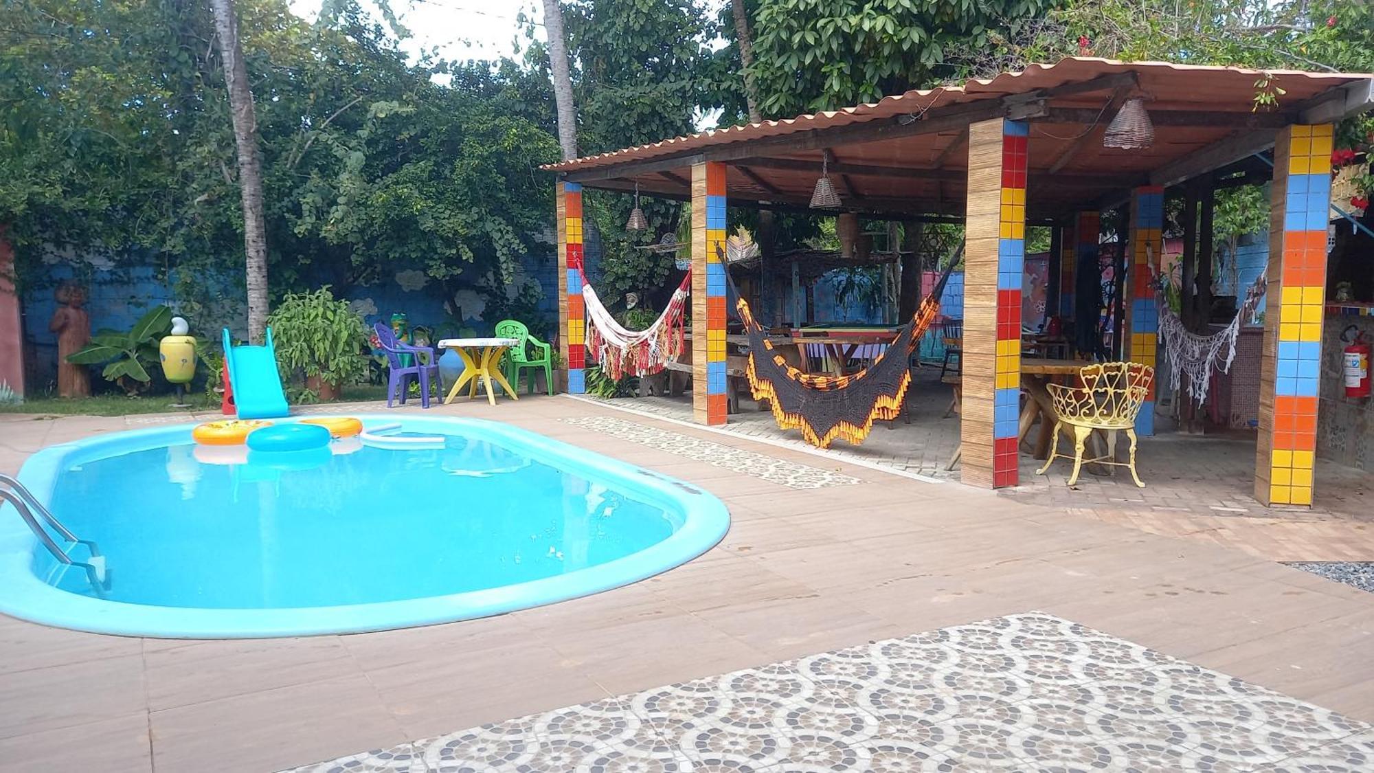 ホテル Pousada Casa Colorida Pôrto das Galinhas エクステリア 写真